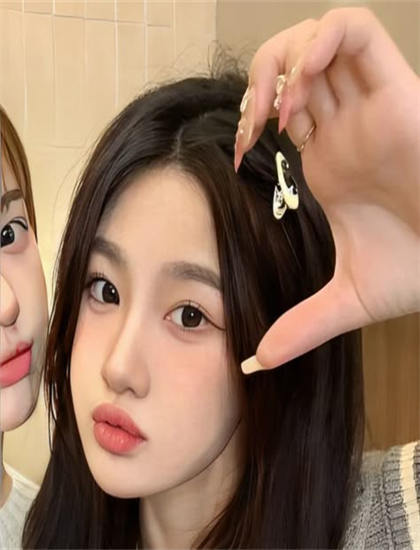 表演艺术解析：《动物管制官》的群像表演的整体效果与个体特色 感受表演的情感力量